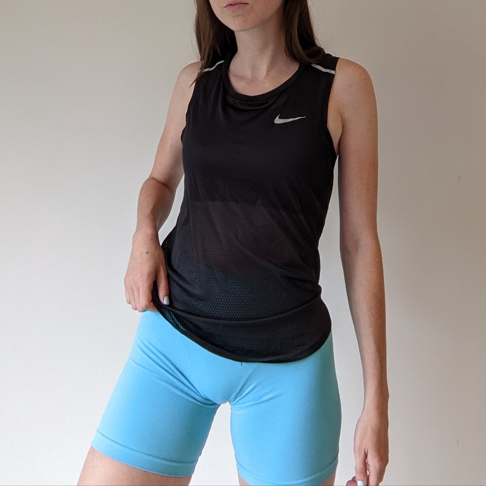 Nike Open Back Workout Tank